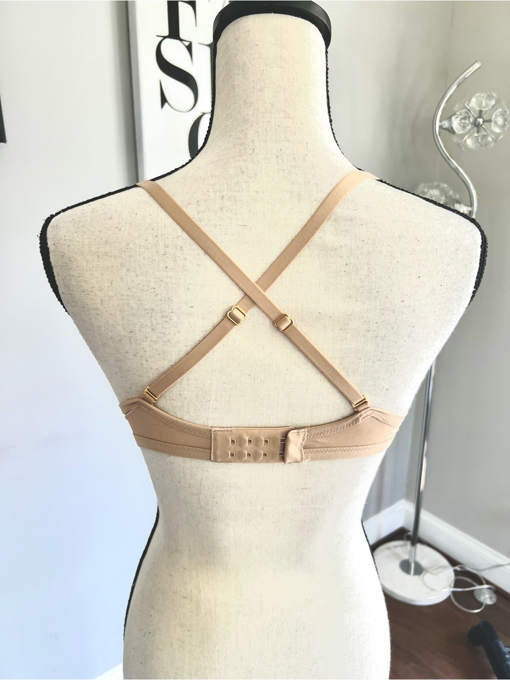 Soma Lightest Lift Demi Bra - Picture 6 of 10